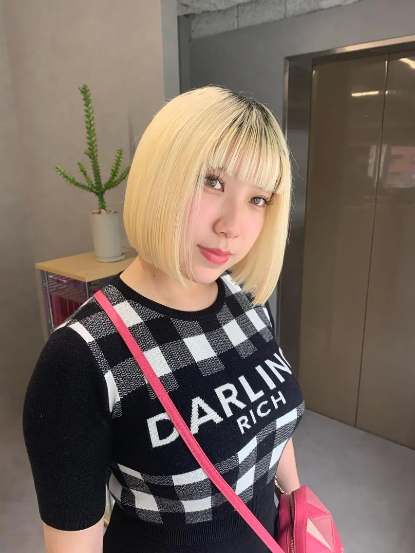 カラー ハイトーンカラー ボブ amu/ブリーチなし ダブルカラーのヘアスタイル