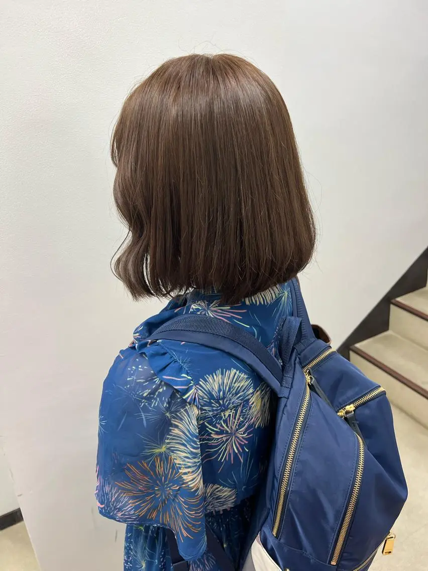 セミロング カラー 韓流トレンドヘア 🎀RINAKO🎀のヘアスタイル