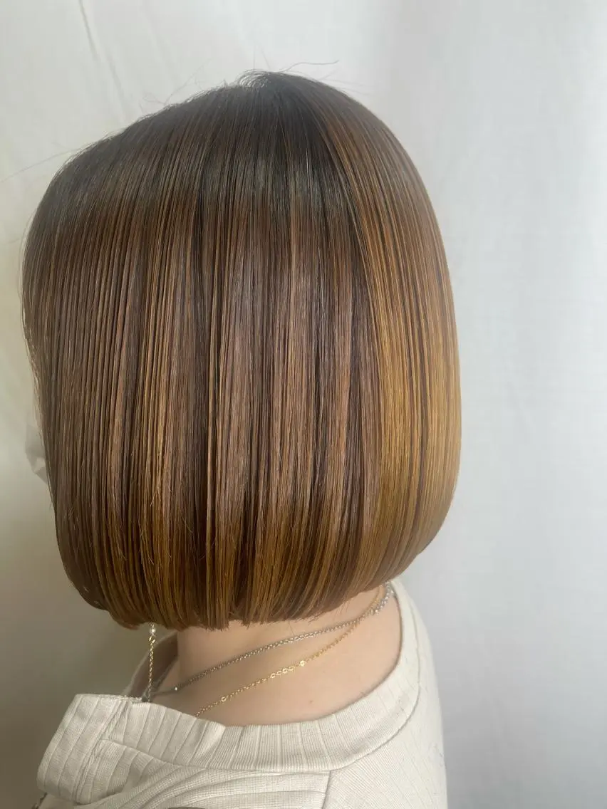 ショート カラー パーマ ヘアカラー 縮毛矯正 トリートメント 髪質改善/縮毛矯正 /レイヤーカット岡部のヘアスタイル
