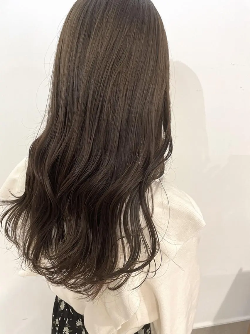 ロング カラー ヘアカラー 佐藤 梨里花 ❤︎のヘアスタイル