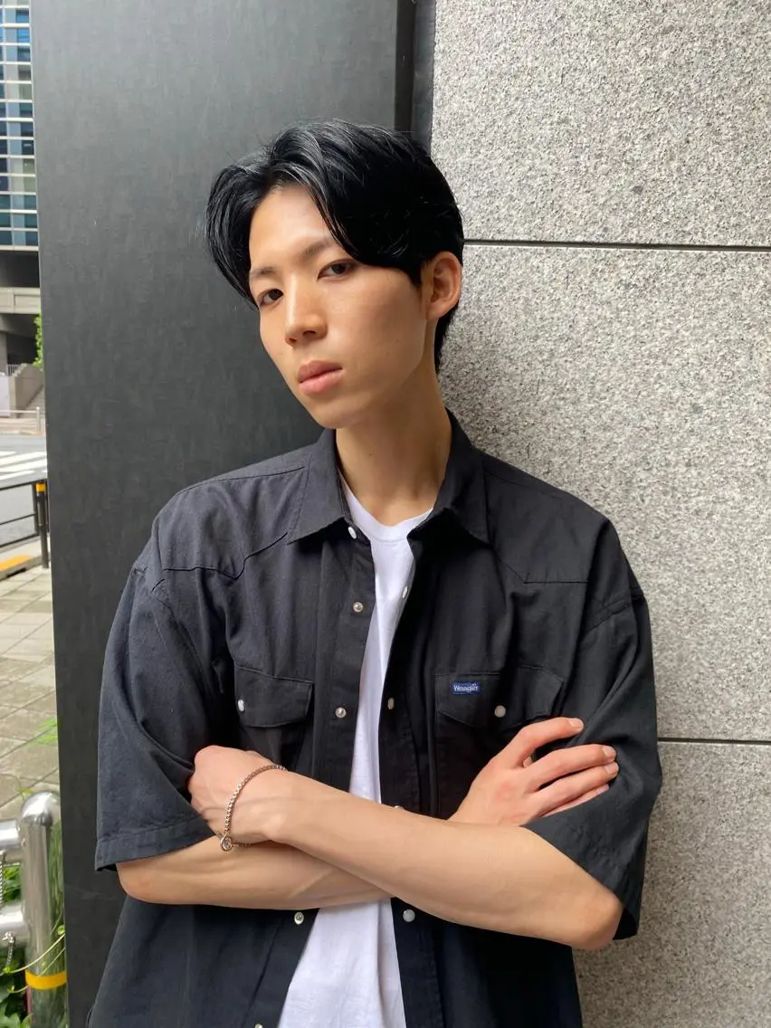 ショート カラー ブリーチ ケアブリーチ ダブルカラー ハイライトカラー インナーカラー 💈メンズ短髪特化 ✂︎伊藤大輝💈のヘアスタイル