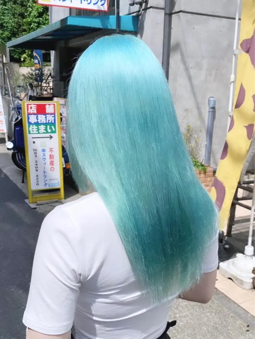セミロング カラー パーマ ヘアアレンジ メンズ キッズ ネイル マツエク・マツパ アイブロウ 🎀ハイトーンNo .1🩵NaGiSaのヘアスタイル