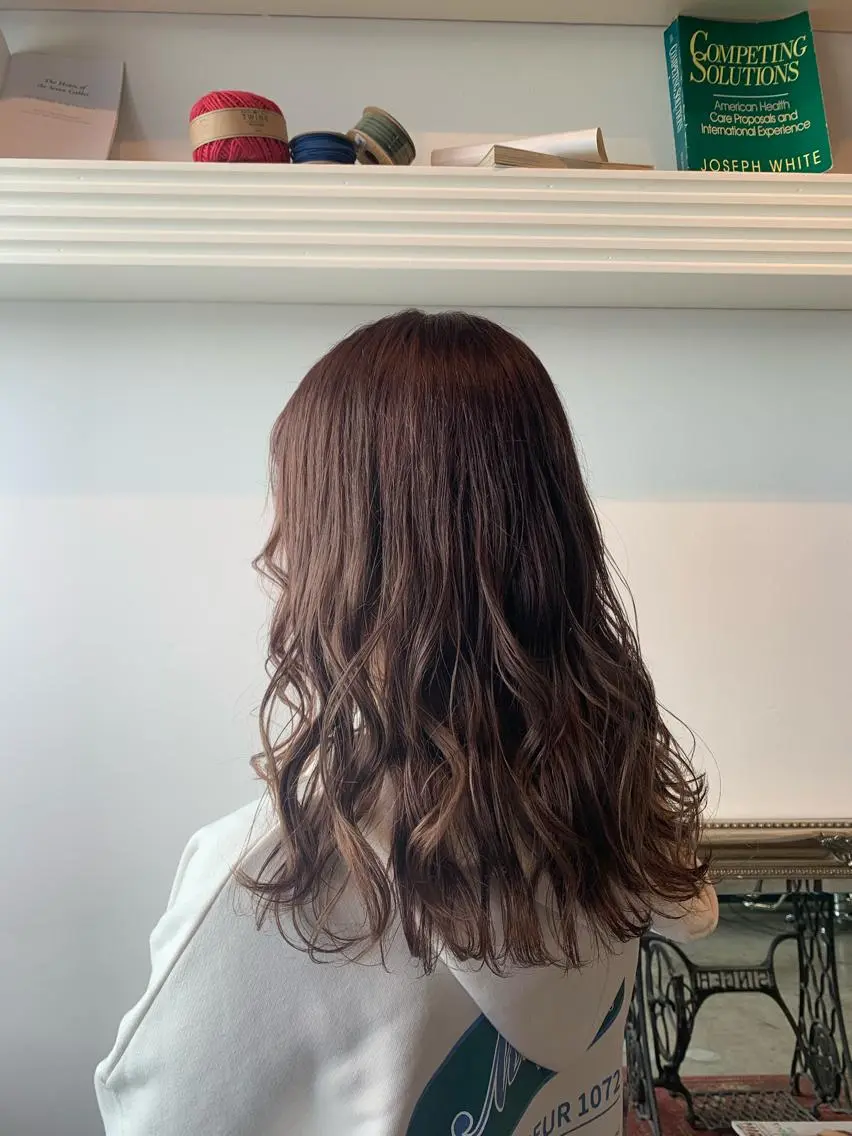 ロング カラー ヘアカラー トリートメント ヘアセット ハイトーン/レイヤー 💜Akaneのヘアスタイル