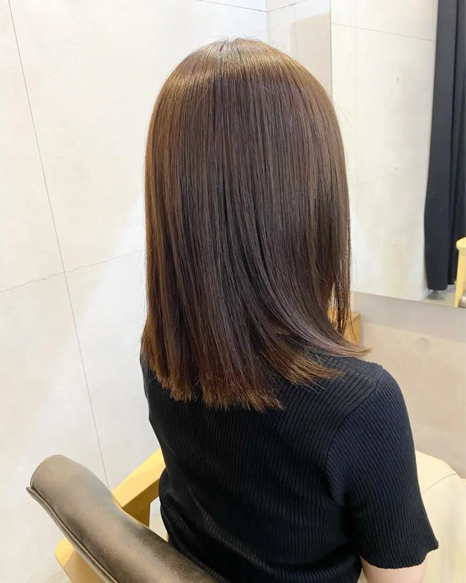 ミディアム カラー 透明感カラー conne& ririのヘアスタイル