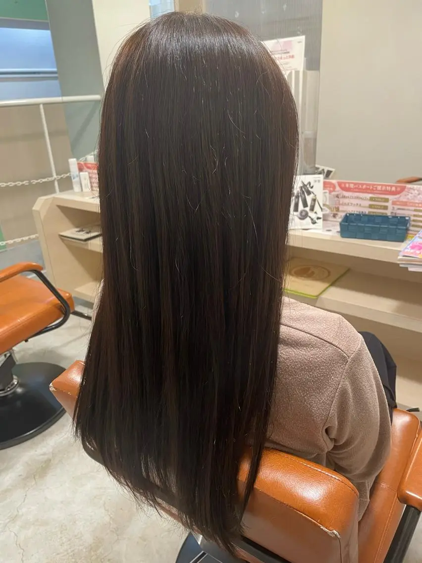 ロング カラー 透明感カラー オリーブカラー オレンジ ヘアカラー 佐藤 爽香のヘアスタイル