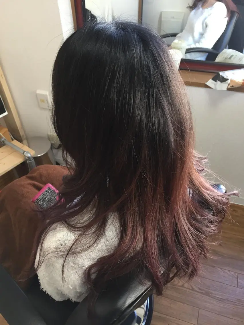 ロング カラー ブリーチ グラデーションカラー じょん 。のヘアスタイル