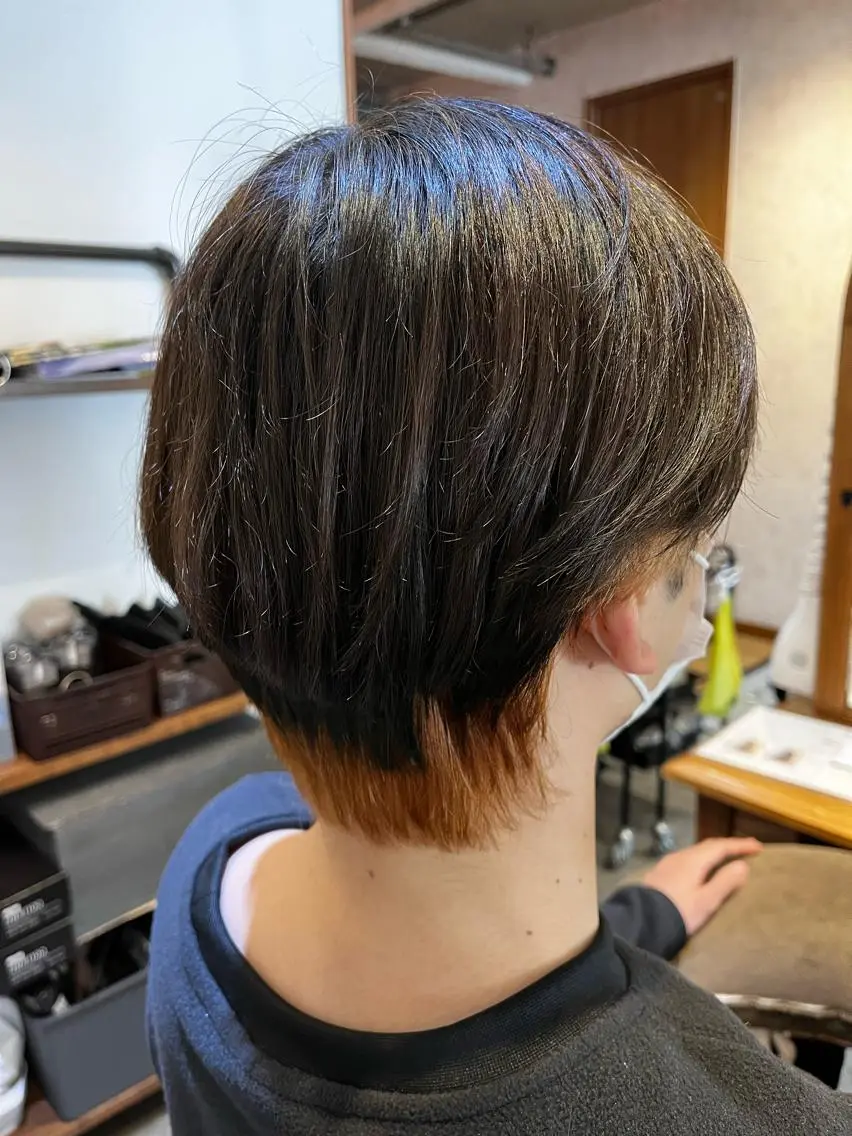 ショート カラー メンズ メンズインナーカラー インナーカラー 佐藤槙哉 サトウシンヤのヘアスタイル