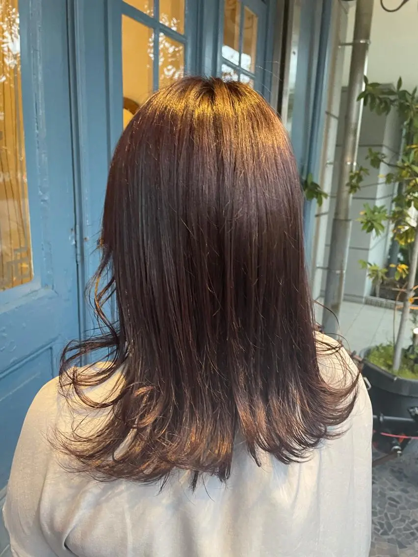 セミロング 齋藤 樹里のヘアスタイル