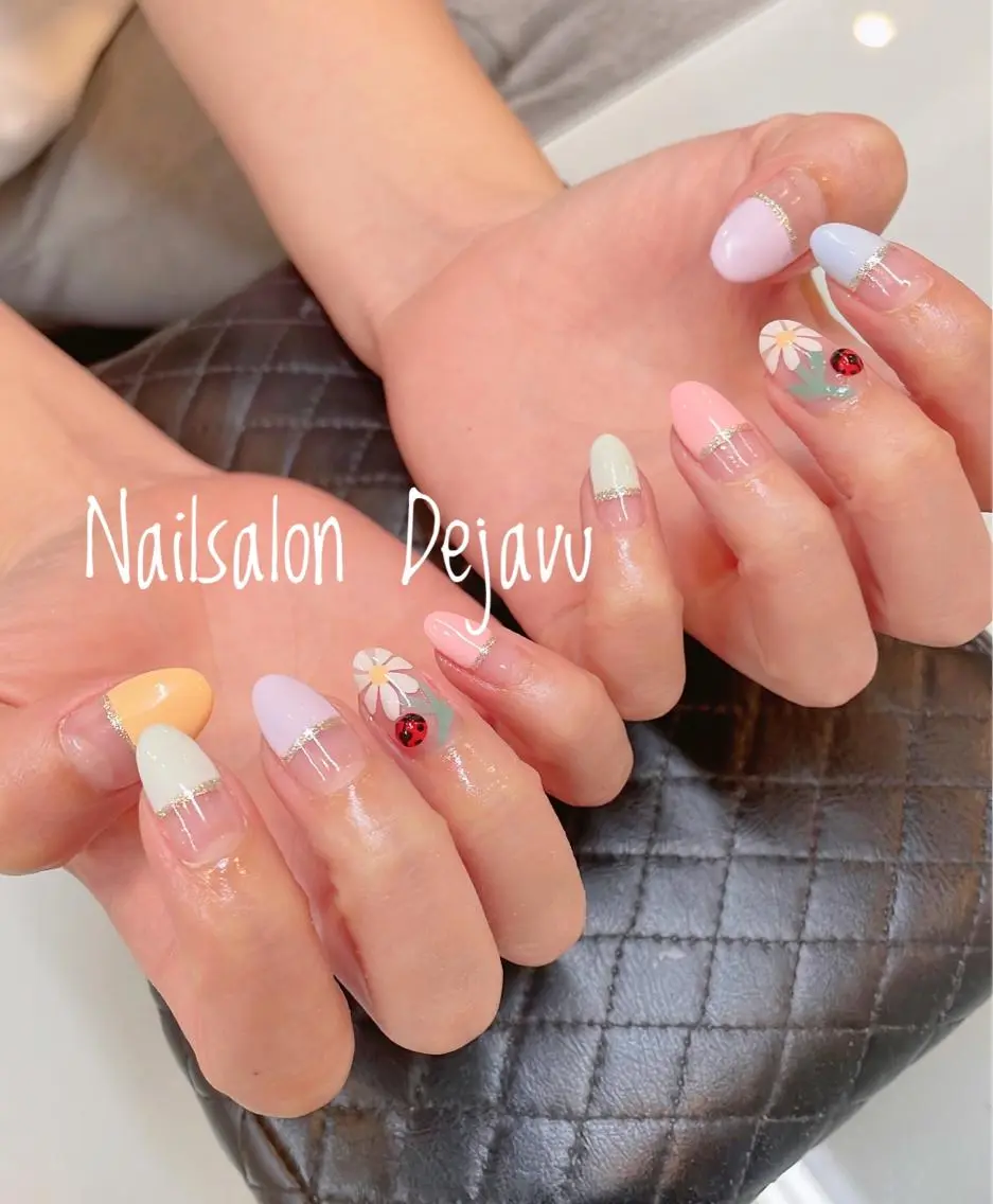 ネイル アートネイル フラワーネイル フレンチネイル パステルネイル 春ネイル Nail salon Dejavu 🌿のネイルデザイン