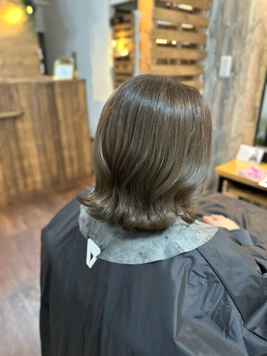 ミディアム カラー カット ヘアカラー Luzir⭐︎ GEN⭐︎のヘアスタイル