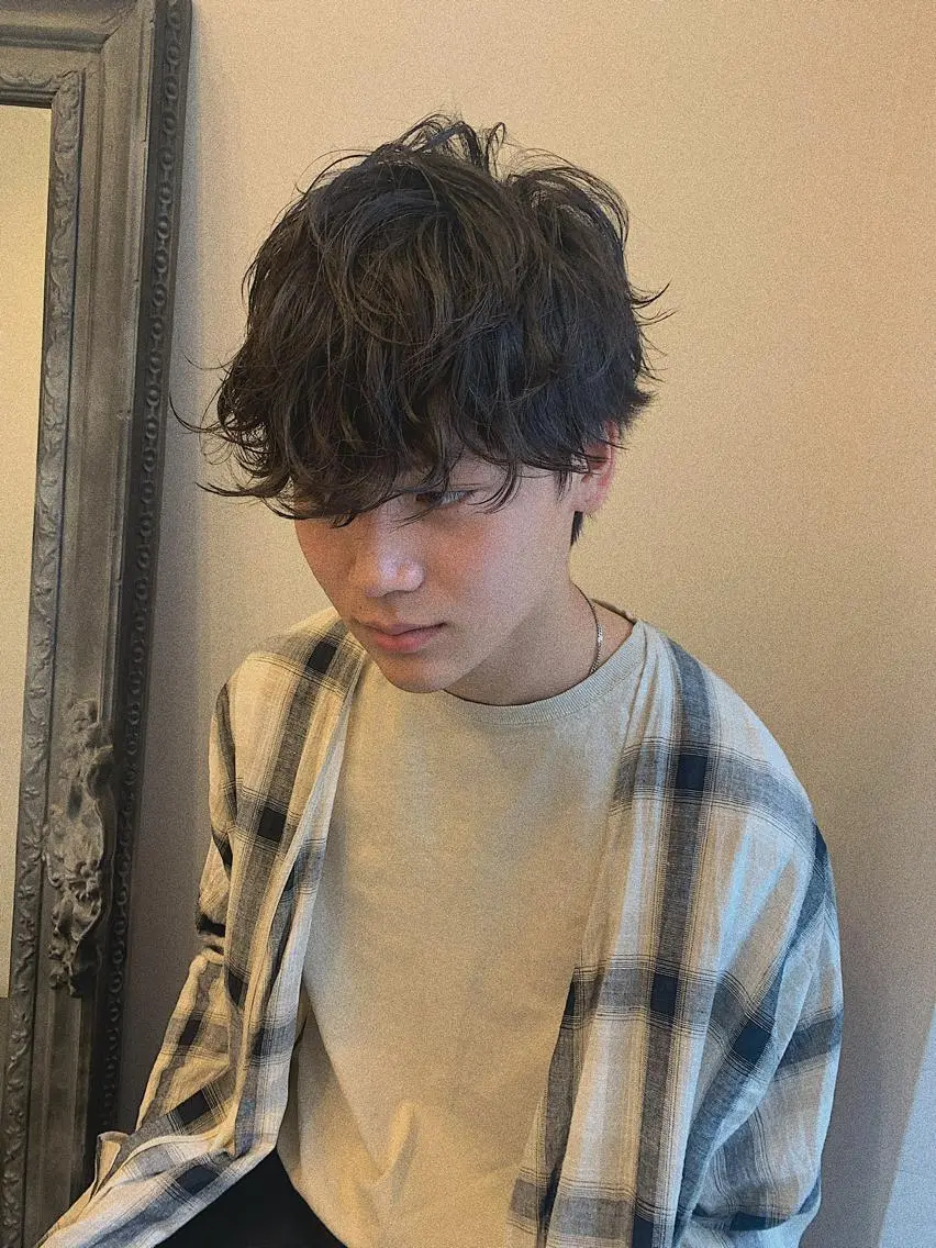 ショート パーマ メンズ 三矢 ちなつのヘアスタイル