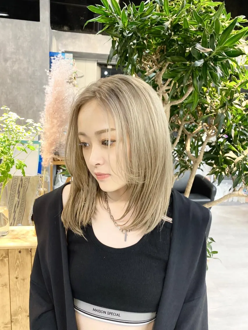 ミディアム アッシュ アッシュブラック ボブ 髪質改善 韓国風ヘア 【.ico】心斎橋/ ウルフ/飛田ゆうきのヘアスタイル