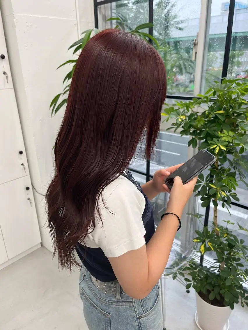 ロング カラー ブリーチ ブリーチなしカラー レッドカラー 髪質改善 トリートメント 🫧‪Ameri🫧 Emma ecoleのヘアスタイル
