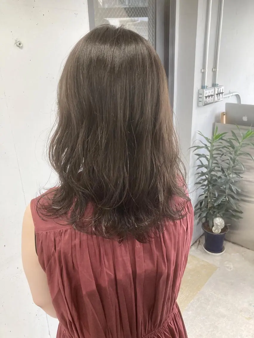 ミディアム 外国人風カラー レイヤーカット 外ハネヘア オルチャンヘア カット ヘアカラー トリートメント lok[ロク] 高田馬場のヘアスタイル