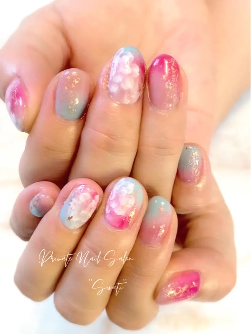 ネイル アートネイル ニュアンスネイル オフィスネイル 夏ネイル yuko (ネイリスト)のネイルデザイン