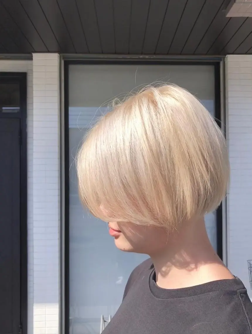ショート ヘアカラー 菊池 幹のヘアスタイル