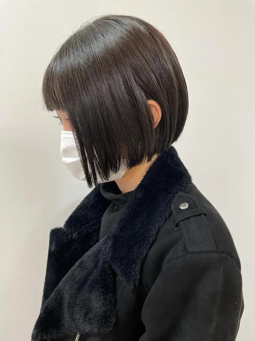 ショート カラー ヘアカラー ヘッドスパ 顔まわりカット✄ ベージュカラー🧸のヘアスタイル