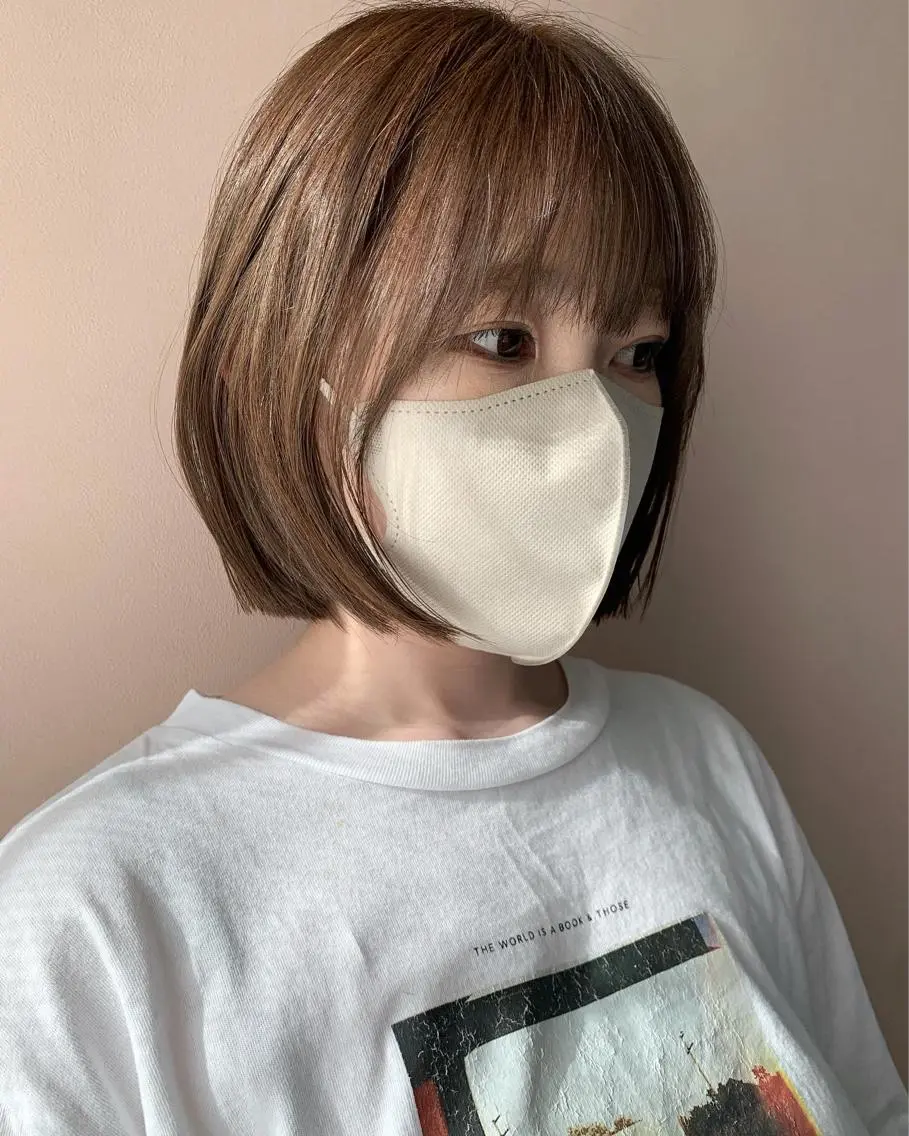 ショート カラー ベージュカラー ブリーチ ケアカラー ブリーチなしカラー カット ヘアカラー トリートメント hubhair レイヤー/透明感のヘアスタイル