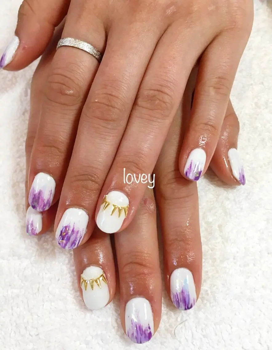 ネイル オーロラネイル キラキラネイル プライベートサロン loveyのネイルデザイン
