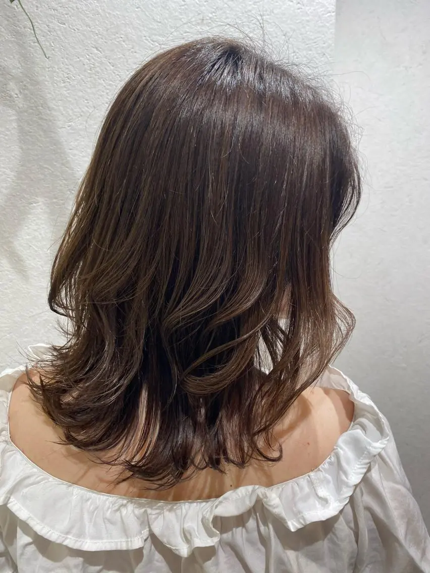 ミディアム カラー 【透明感カラー🩶】 津田和希のヘアスタイル