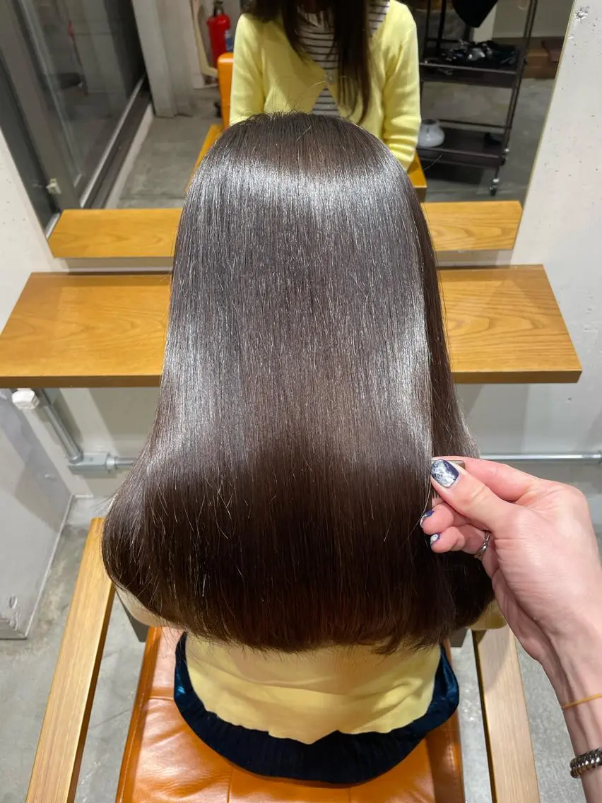 ミディアム 複雑履歴に対応ブリー チ無しダブルカラーのヘアスタイル