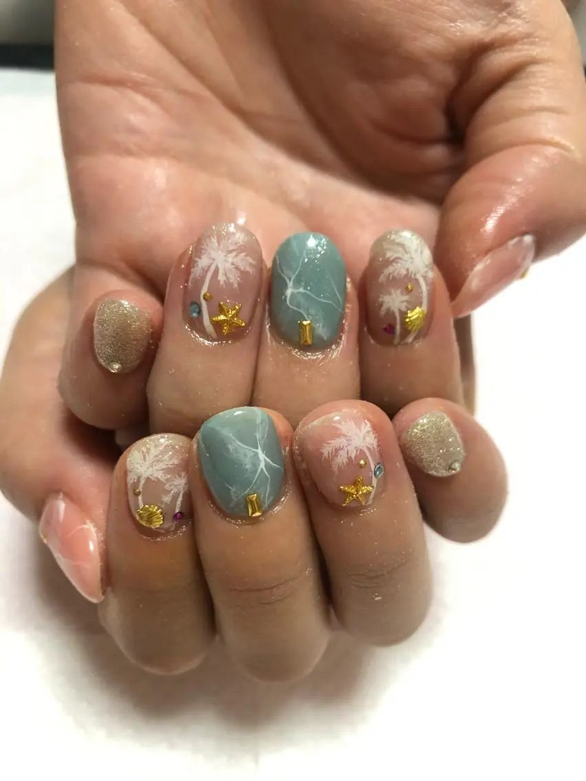 ネイル ハンドネイル 桜田 麻菜のネイルデザイン