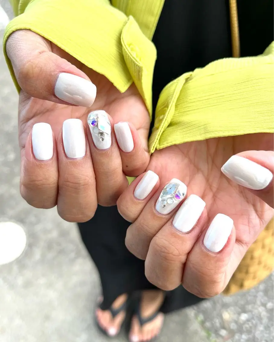 ネイル ジェルネイル キラキラネイル 韓国ネイル ミラーネイル パラジェル nails' it...のネイルデザイン