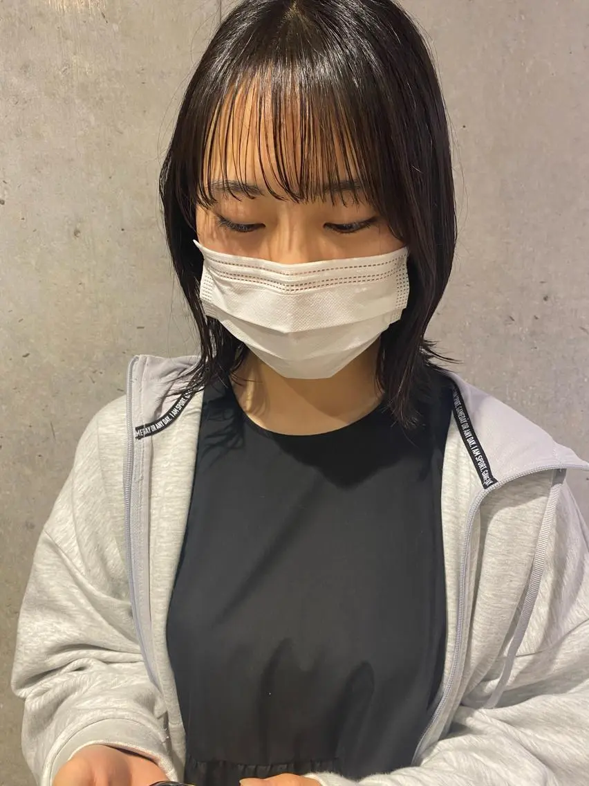 ミディアム ボブ くびれヘア シースルーバング 外国人対応 佐久間のヘアスタイル