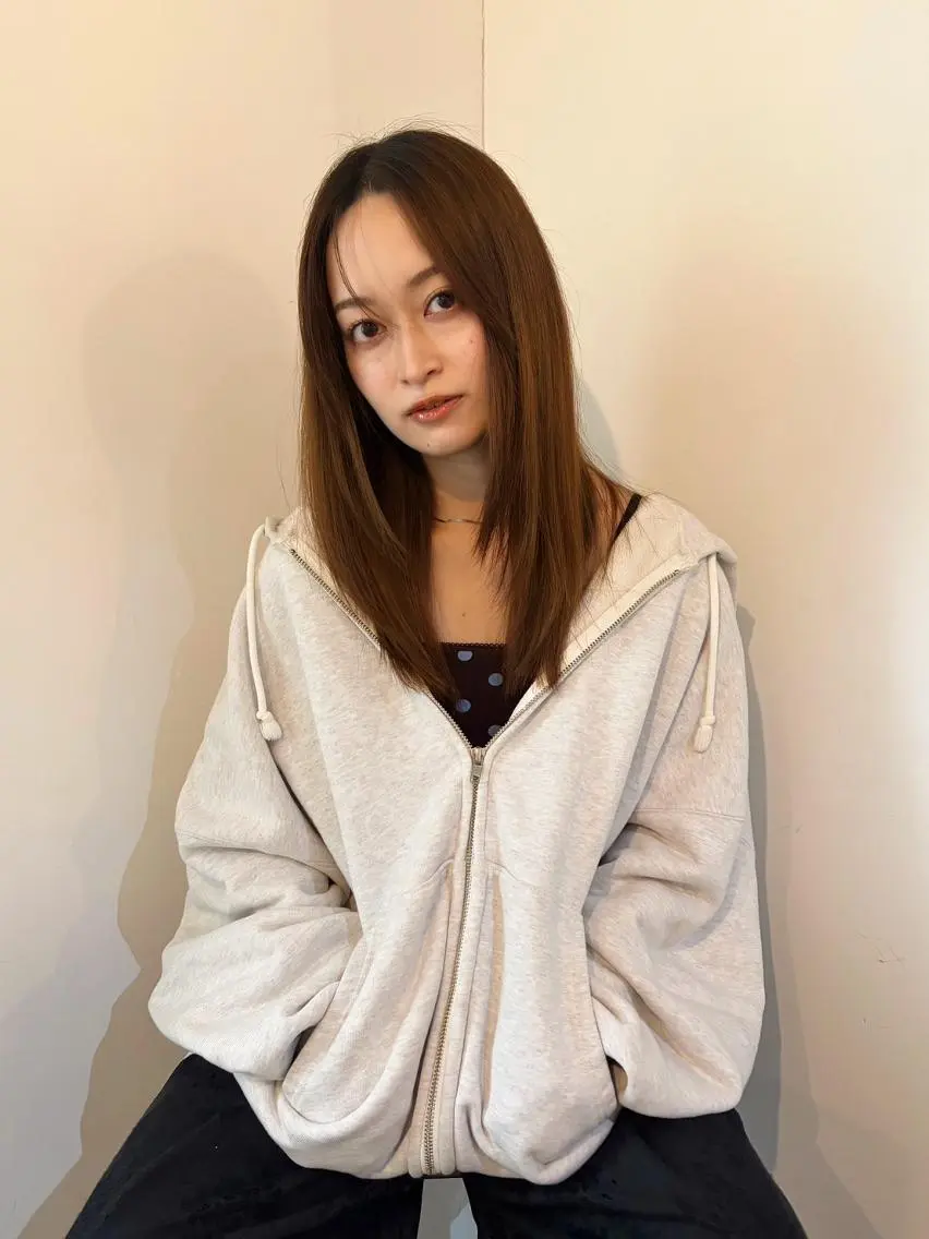 ミディアム カラー パーマ ショートボブ ボブレイヤー ミディアムレイヤー ミディアムパーマ ブリーチ カット 縮毛矯正 CEINE OURのヘアスタイル