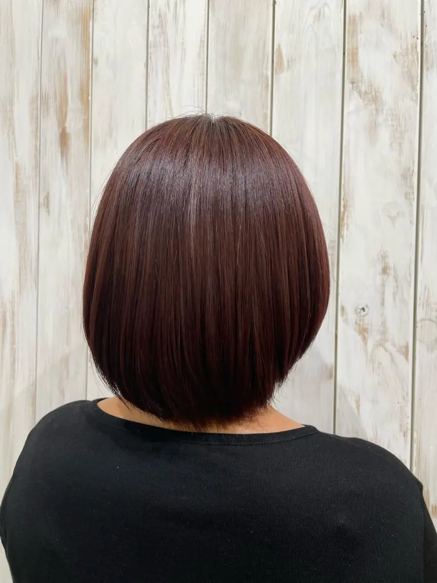 ショート カラー ブラウンカラー レッドカラー レッドブラウン 青田 明日海のヘアスタイル