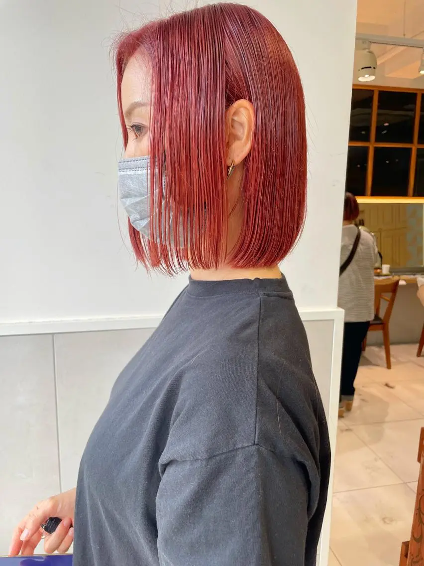 ショート カラー オレンジ オレンジピンク ピンクカラー カット ヘアカラー 齋藤 咲のヘアスタイル