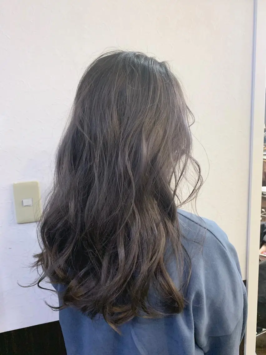 セミロング カラー ブリーチ 透明感カラー 色落ちまでキレイに！ ！女性サロンのヘアスタイル