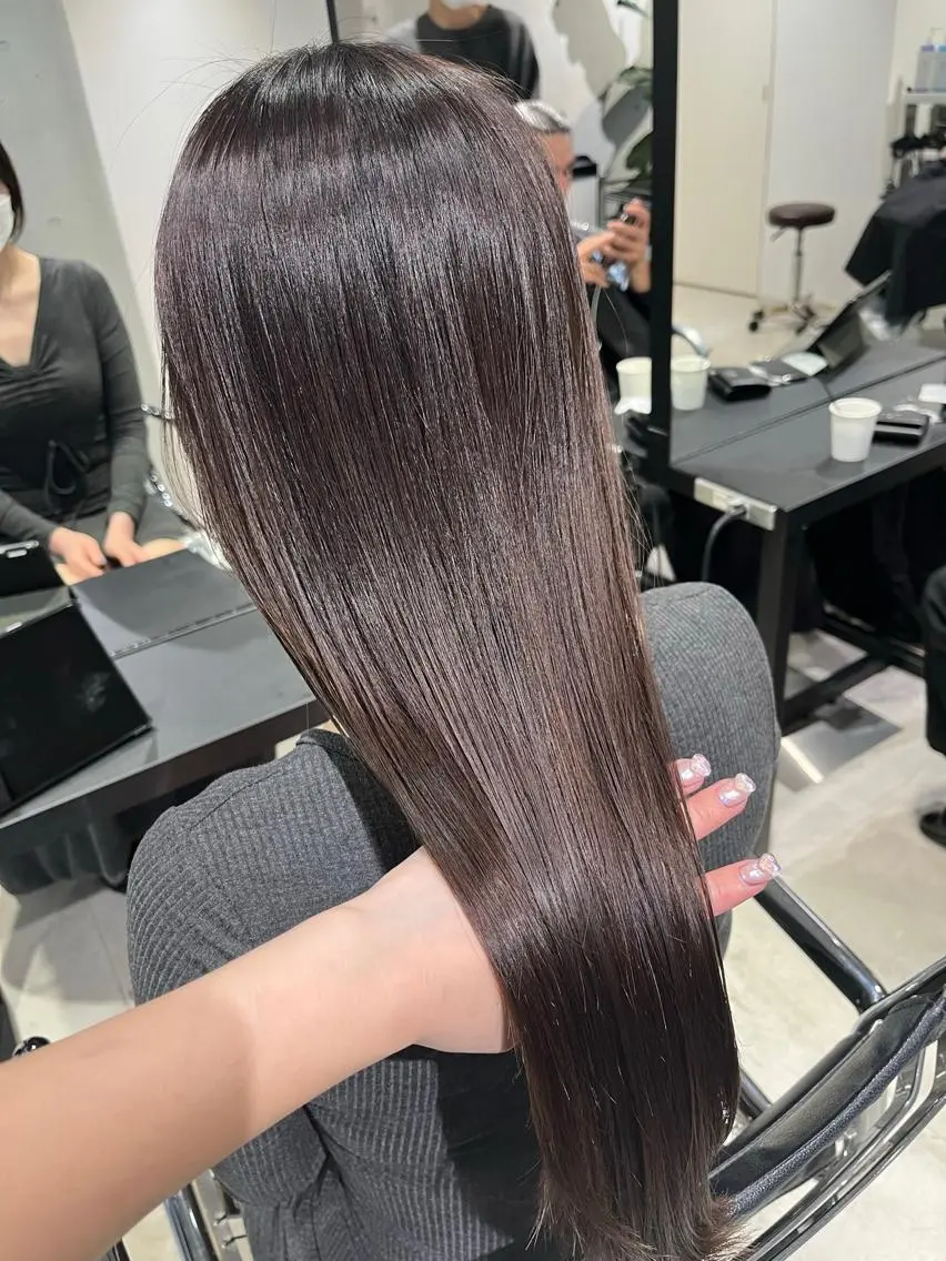 ロング カラー カット ヘアカラー トリートメント ヘッドスパ ヘアセット 透明感/オリーブ/ グレージュ/YUKAのヘアスタイル