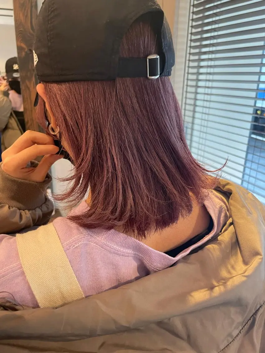 ミディアム カラー ブリーチ ピンクカラー ピンクパープル パープルカラー 鎌田 愛のヘアスタイル