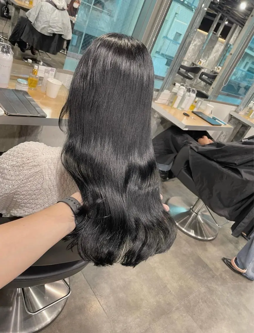 ロング カラー カット ヘアカラー トリートメント ヘッドスパ ヘアセット ベージュカラー💖 やすひろのヘアスタイル