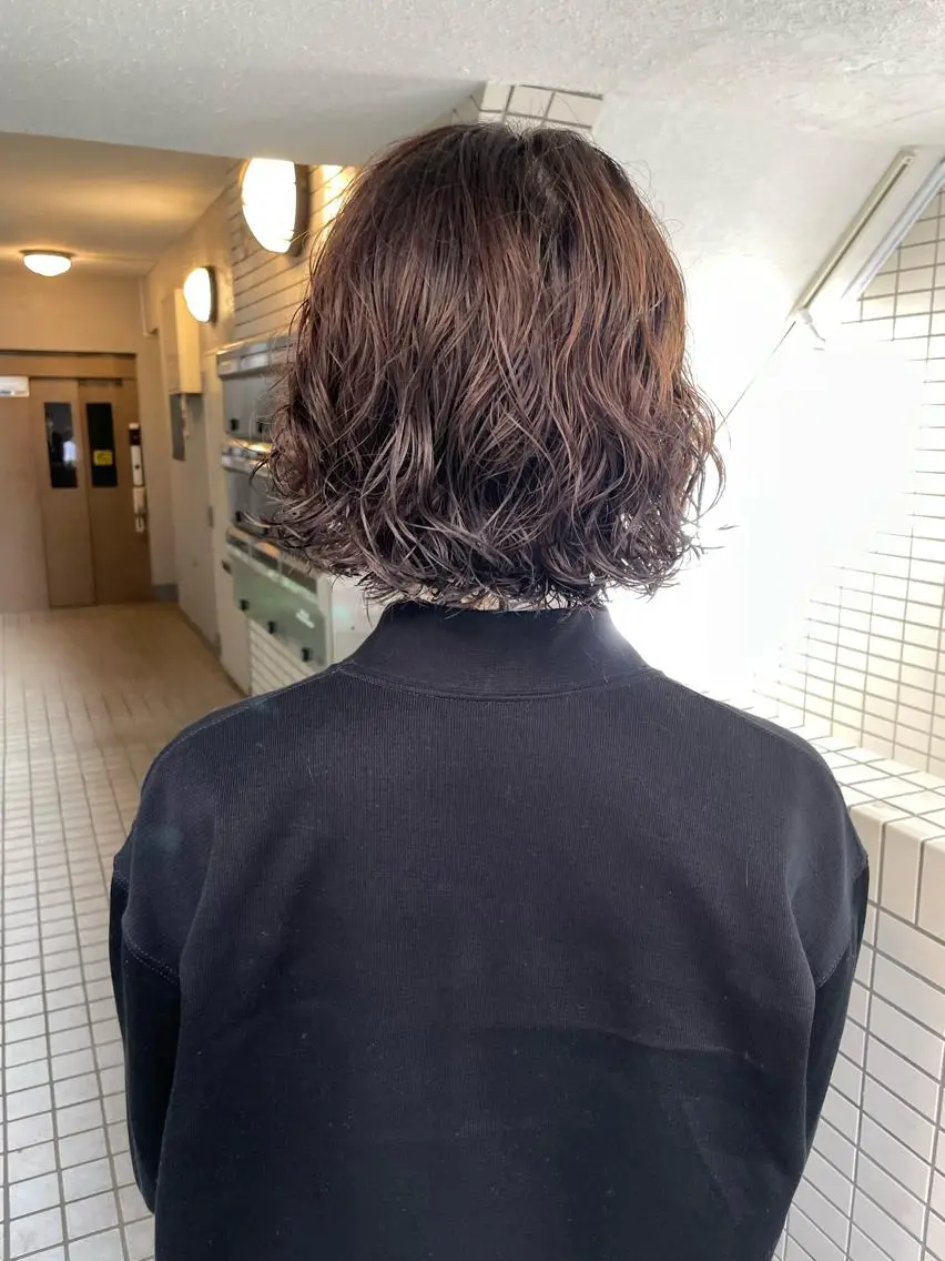 ショート カラー パーマ 切りっぱなしボブ ベージュカラー ブリーチ 透明感カラー ハイライトカラー 髪質改善 縮毛矯正/ レイヤー/銀座/本木のヘアスタイル