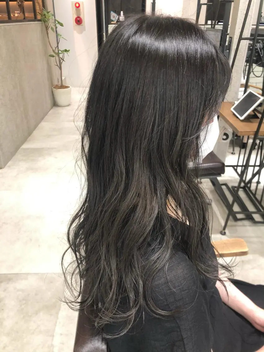ロング カラー グレージュ ヘアカラー トリートメント 🌿ニュアンス/髪質 改善🌿Fukudaのヘアスタイル