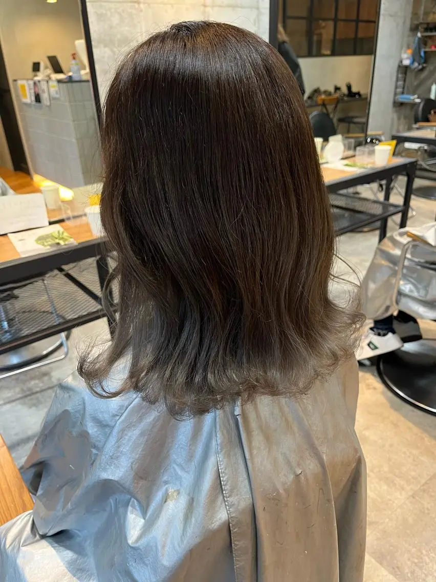 セミロング ヘアカラー トリートメント 山本 みきのヘアスタイル