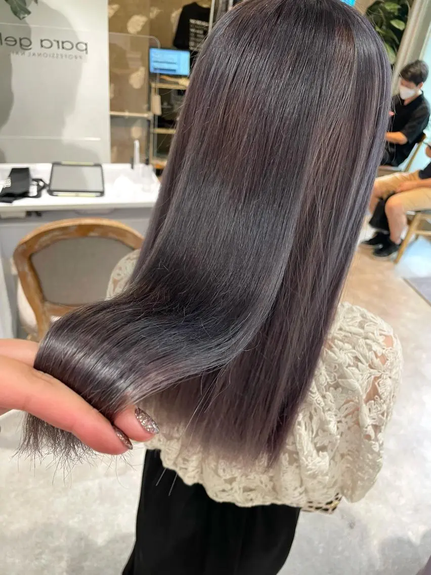 ロング ヘアカラー ハイトーン🦄ネイル 💞のぶちのネイルデザイン