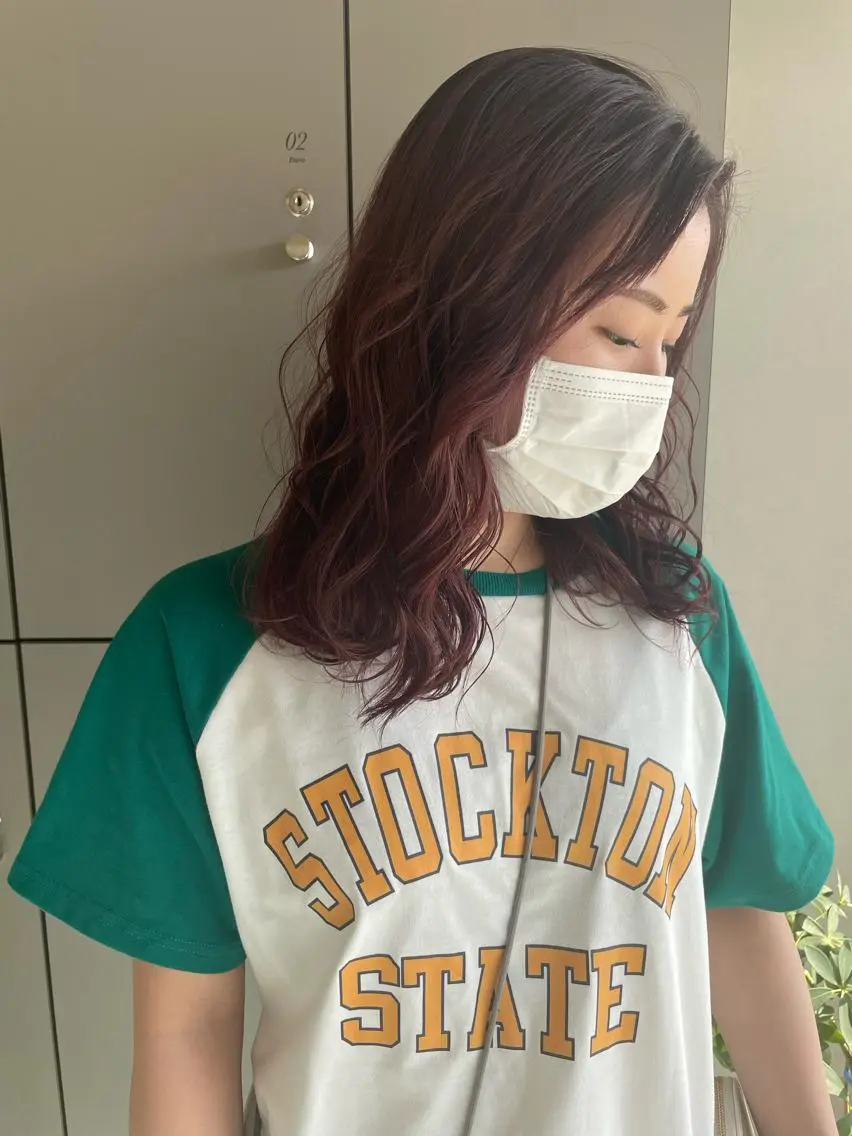 ミディアム 切りっぱなしボブ ショートボブ ミディアムパーマ ミストバング ボブ モテ髪/ボブ/ショー ト/アダチフウトのヘアスタイル