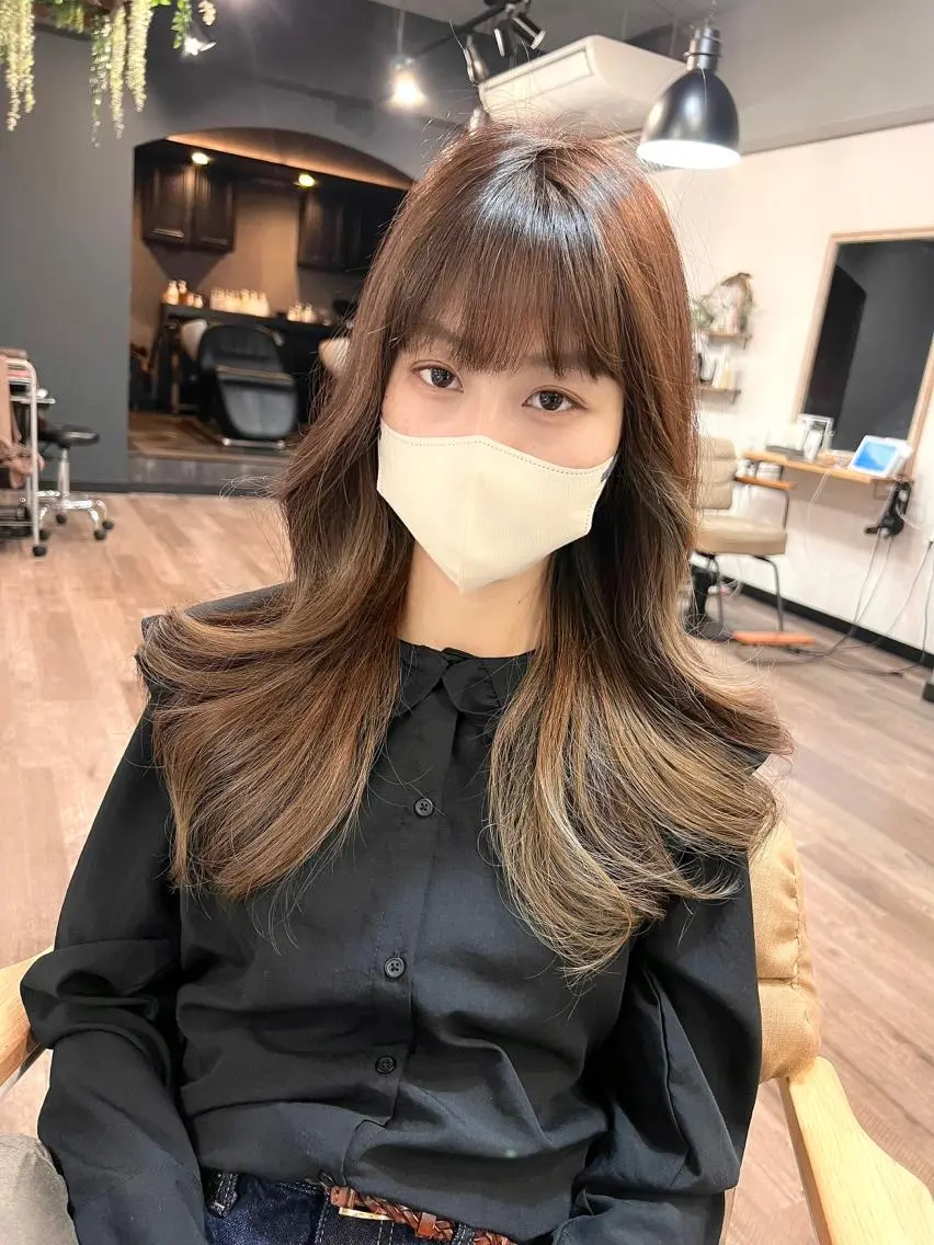 セミロング カット ヘアカラー トリートメント 安井 貞好のヘアスタイル