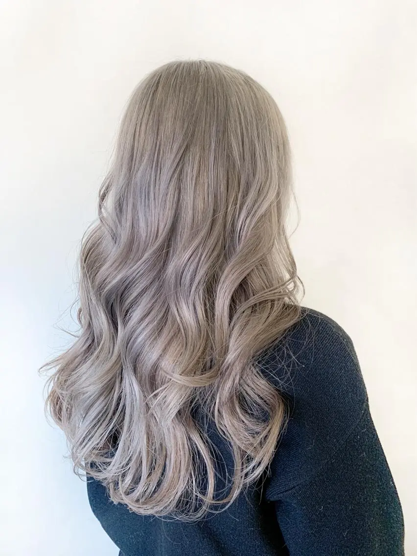 ロング カラー 杉村 未来のヘアスタイル