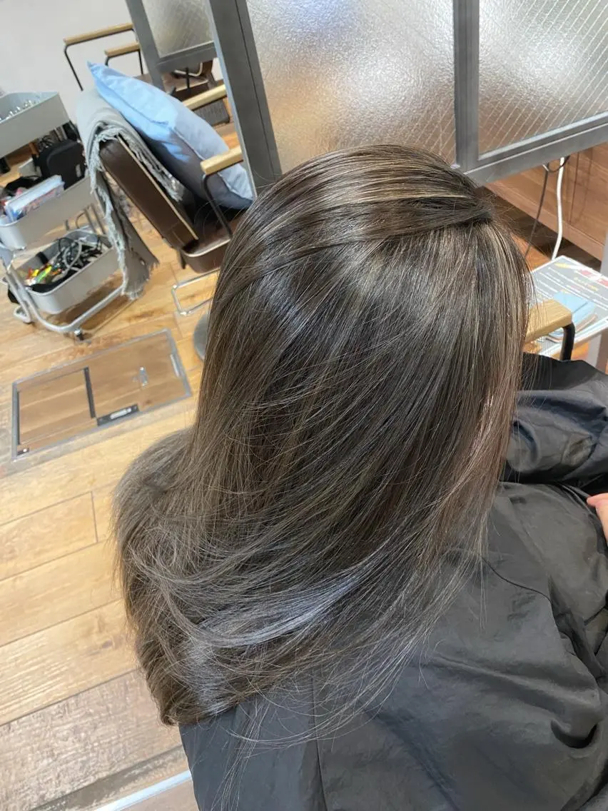 ロング ロング 海外風カーテンバング Mao広尾美容室のヘアスタイル