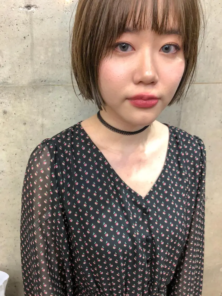 ショート カラー ベージュカラー ミルクティーベージュ ボブ カット ヘアカラー トリートメント ヘアセット センスをお届けします 大谷将生infpのヘアスタイル