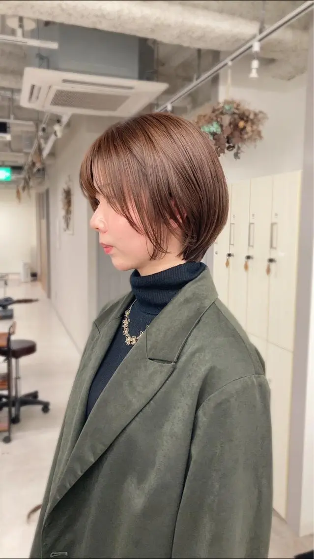 ショート カラー 丸みショート ブリーチ ブラウンカラー 透明感カラー ブリーチなしカラー カット Chainon　山中 拓也のヘアスタイル