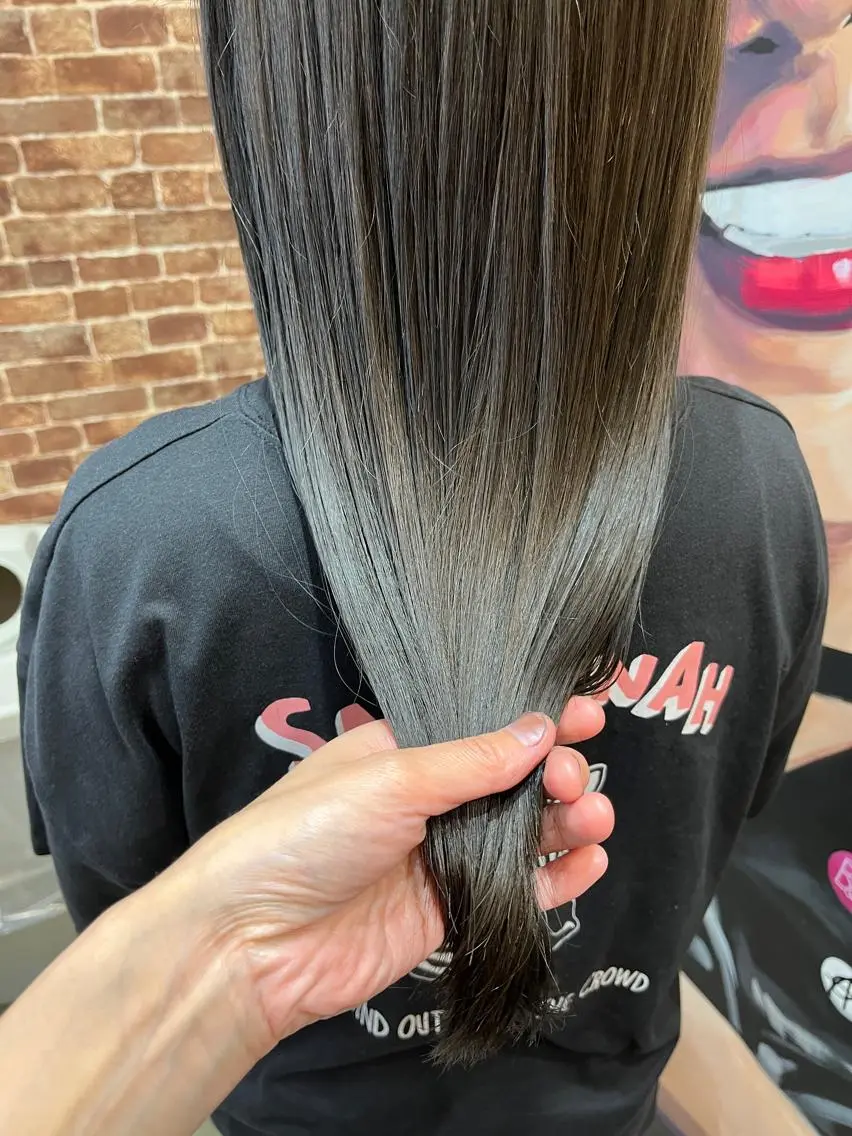 ロング カラー パーマ ヘアアレンジ メンズ キッズ ネイル マツエク・マツパ アイブロウ 眉カラー 久木原 ゆりのヘアスタイル