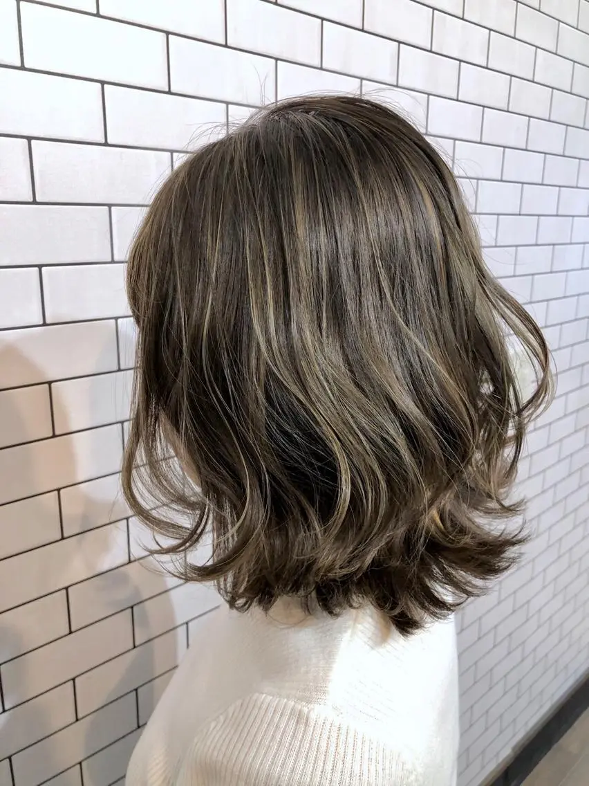 ショート カラー ヘアカラー トリートメント THREE 関根大のヘアスタイル