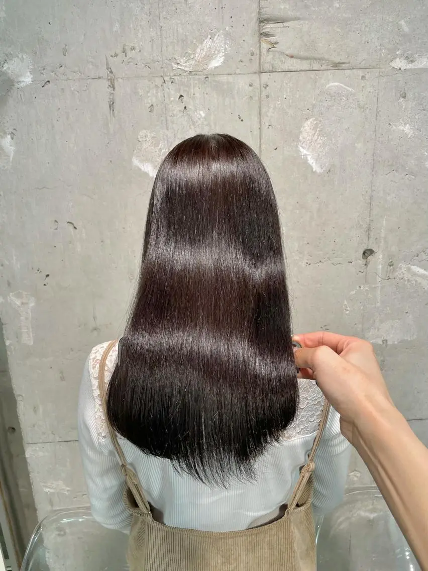 ロング カラー ショコラグレージュ グレージュ カット ヘアカラー トリートメント ヘッドスパ ヘアセット ベージュカラー💖 やすひろのヘアスタイル
