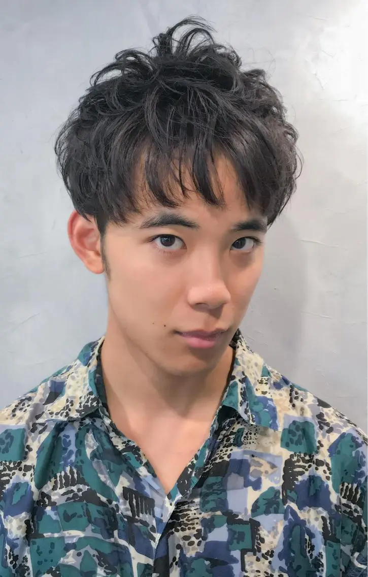 ショート パーマ メンズ カット ヘアカラー 🤎NICHE 🤎 🌈坂口拓斗🌈のヘアスタイル