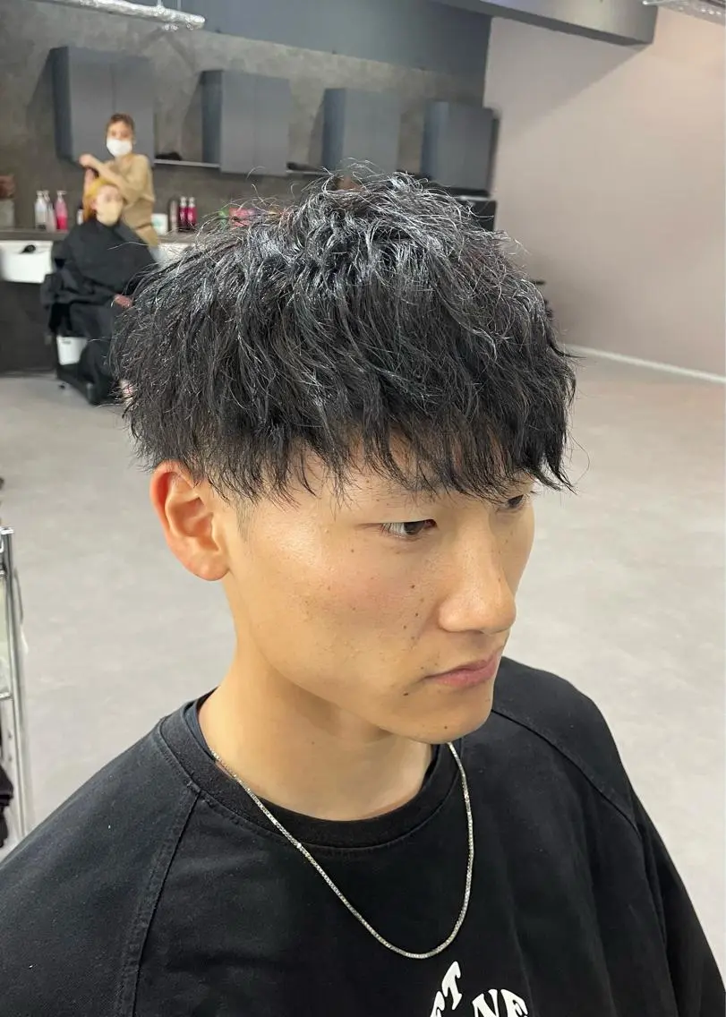 パーマ メンズ カット パーマ レイヤーカット 西村あきやのヘアスタイル